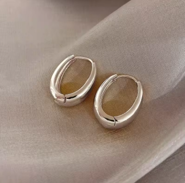 Pendiente Minimal Estilo Sutil, Impacto Real